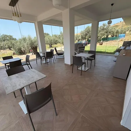 Bed & Breakfast Nido Degli Ulivi 5*