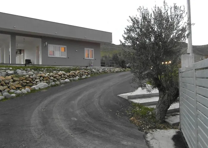 Nido Degli Ulivi B&B 카탄차로